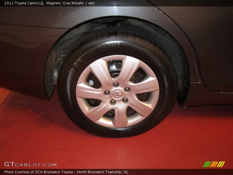 Magnetic Gray Metallic / Ash 2011 Toyota Camry LE