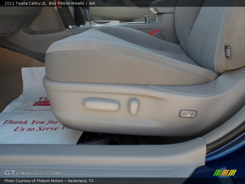 Blue Ribbon Metallic / Ash 2011 Toyota Camry LE