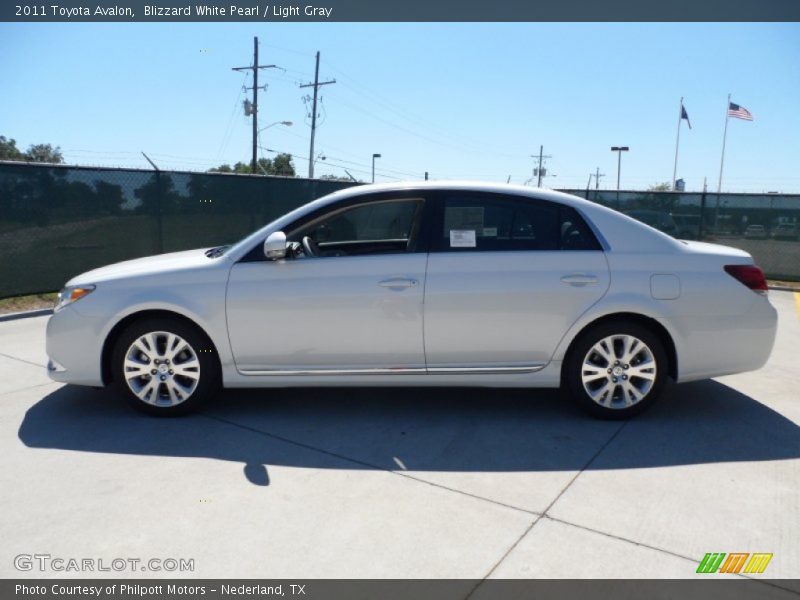 Blizzard White Pearl / Light Gray 2011 Toyota Avalon