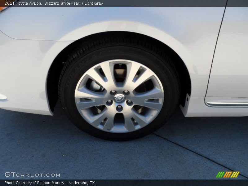 Blizzard White Pearl / Light Gray 2011 Toyota Avalon