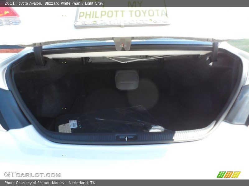 Blizzard White Pearl / Light Gray 2011 Toyota Avalon