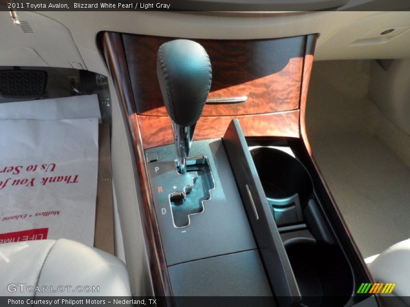 Blizzard White Pearl / Light Gray 2011 Toyota Avalon