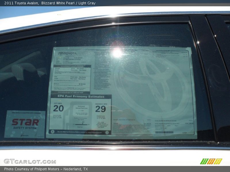 Blizzard White Pearl / Light Gray 2011 Toyota Avalon