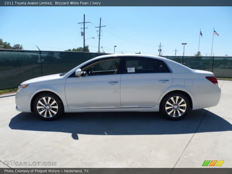 Blizzard White Pearl / Ivory 2011 Toyota Avalon Limited