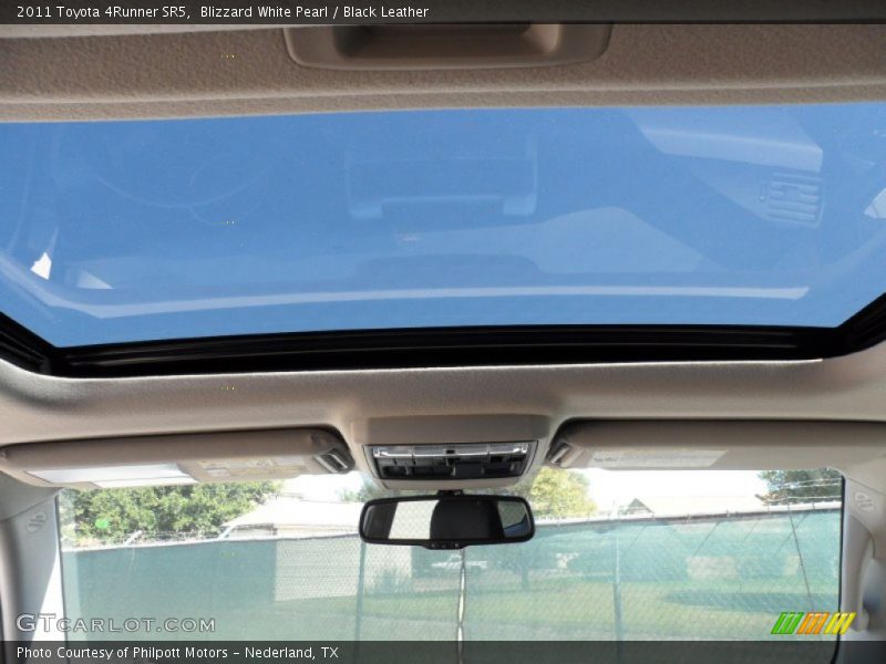 Blizzard White Pearl / Black Leather 2011 Toyota 4Runner SR5
