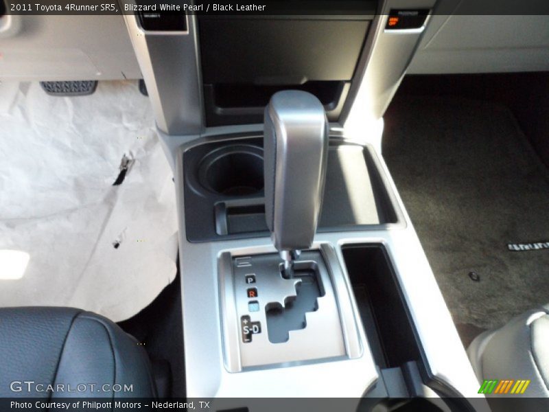 Blizzard White Pearl / Black Leather 2011 Toyota 4Runner SR5