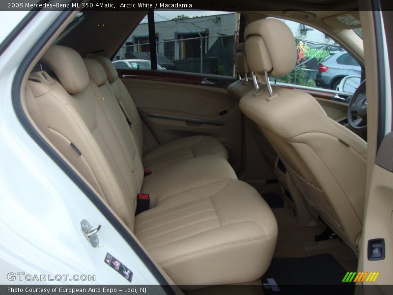 Arctic White / Macadamia 2008 Mercedes-Benz ML 350 4Matic