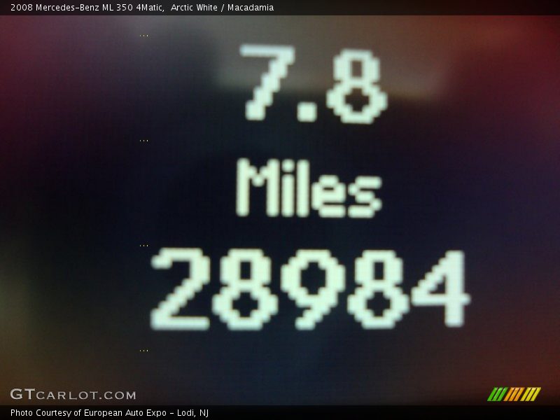 Arctic White / Macadamia 2008 Mercedes-Benz ML 350 4Matic