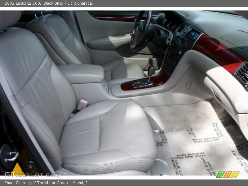 Black Onyx / Light Charcoal 2003 Lexus ES 300