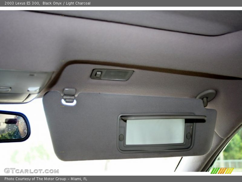 Black Onyx / Light Charcoal 2003 Lexus ES 300