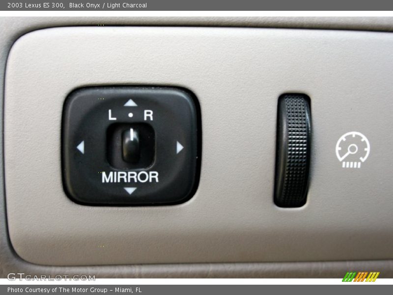 Black Onyx / Light Charcoal 2003 Lexus ES 300