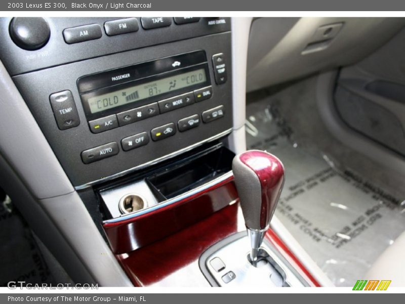 Black Onyx / Light Charcoal 2003 Lexus ES 300