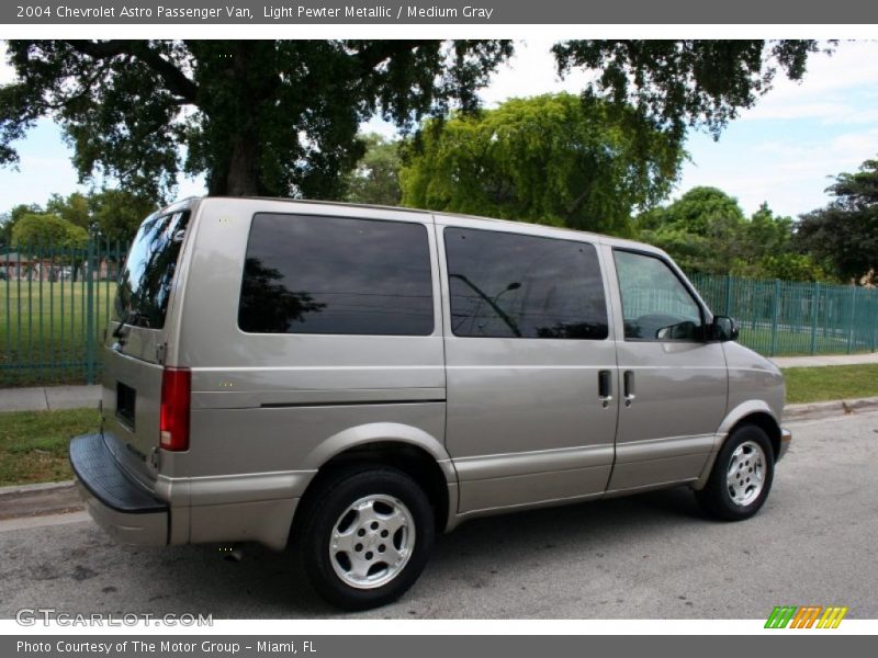 Light Pewter Metallic / Medium Gray 2004 Chevrolet Astro Passenger Van