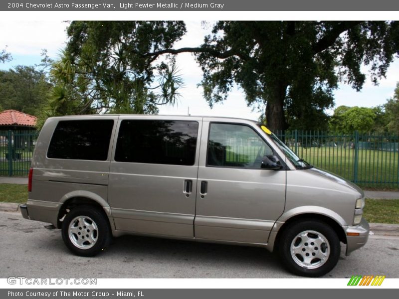 Light Pewter Metallic / Medium Gray 2004 Chevrolet Astro Passenger Van