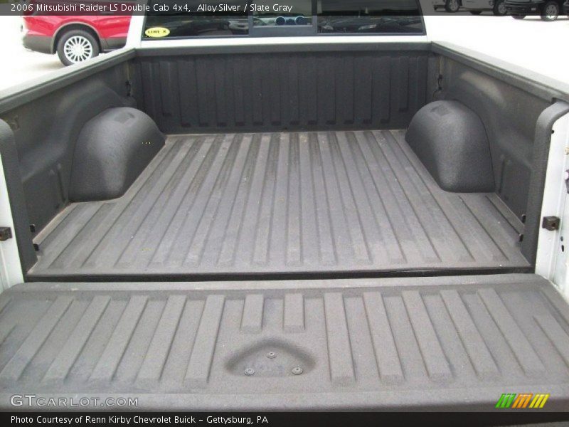 Alloy Silver / Slate Gray 2006 Mitsubishi Raider LS Double Cab 4x4