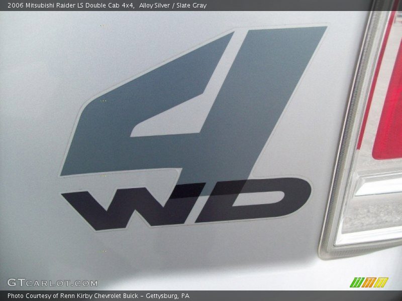  2006 Raider LS Double Cab 4x4 Logo