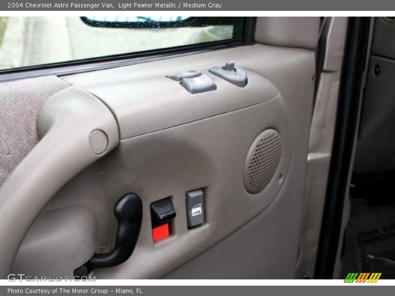 Light Pewter Metallic / Medium Gray 2004 Chevrolet Astro Passenger Van