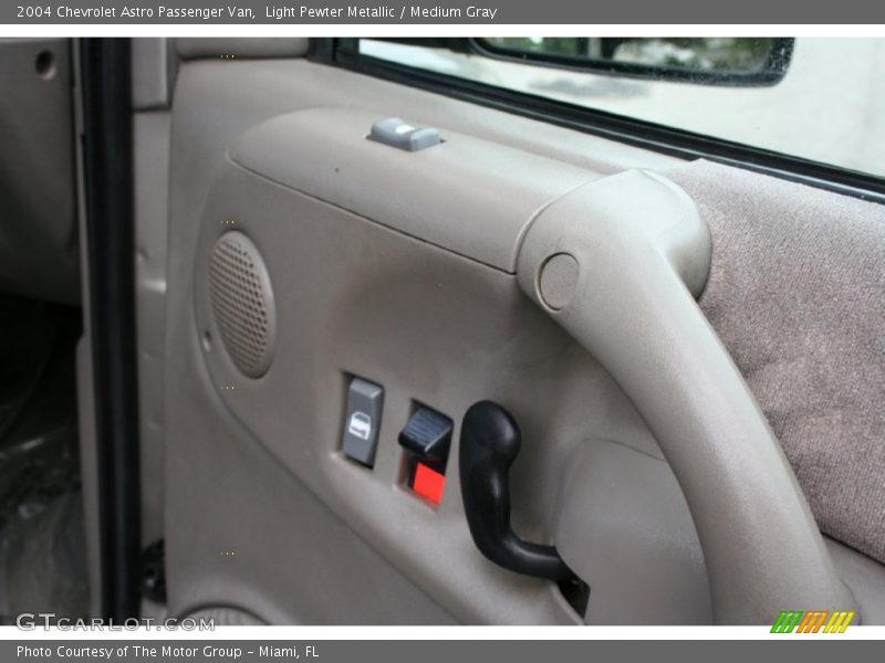 Light Pewter Metallic / Medium Gray 2004 Chevrolet Astro Passenger Van