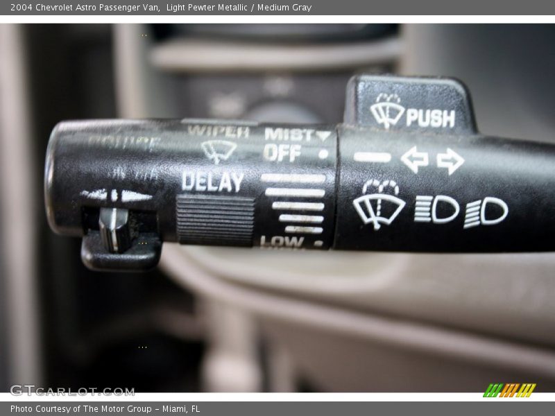 Controls of 2004 Astro Passenger Van