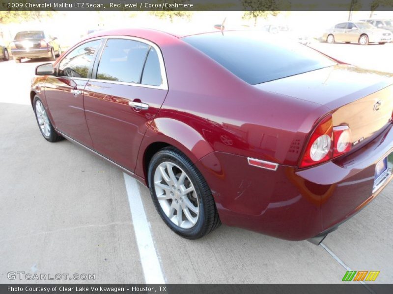 Red Jewel / Cocoa/Cashmere 2009 Chevrolet Malibu LTZ Sedan