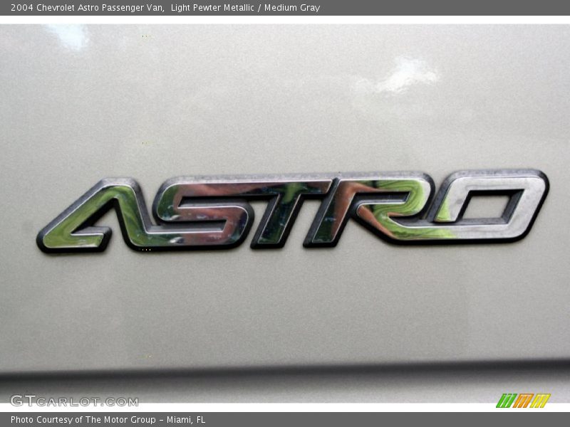 Light Pewter Metallic / Medium Gray 2004 Chevrolet Astro Passenger Van