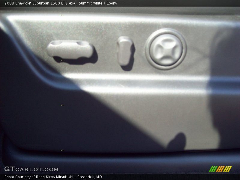 Summit White / Ebony 2008 Chevrolet Suburban 1500 LTZ 4x4