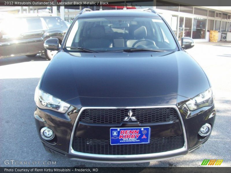 Labrador Black Metallic / Black 2012 Mitsubishi Outlander SE