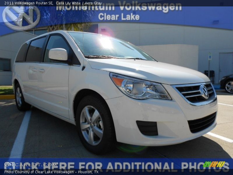 Calla Lily White / Aero Gray 2011 Volkswagen Routan SE