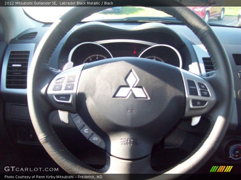 Labrador Black Metallic / Black 2012 Mitsubishi Outlander SE