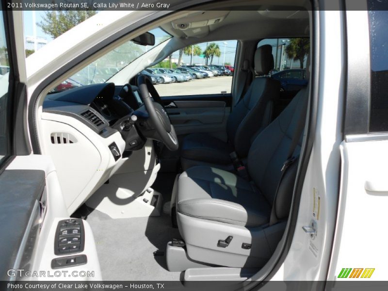 Calla Lily White / Aero Gray 2011 Volkswagen Routan SE