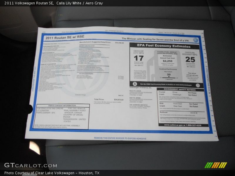 Calla Lily White / Aero Gray 2011 Volkswagen Routan SE