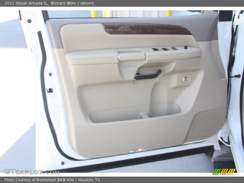 Blizzard White / Almond 2011 Nissan Armada SL