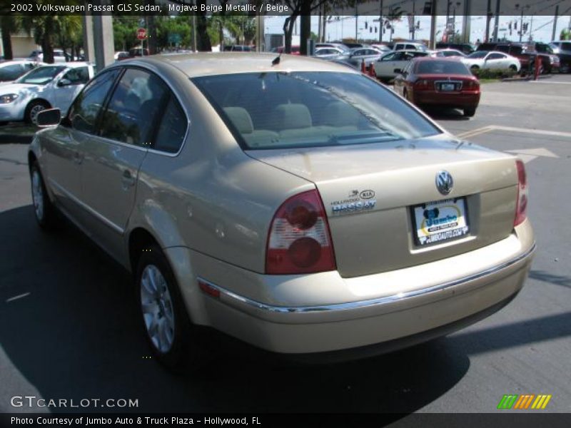 Mojave Beige Metallic / Beige 2002 Volkswagen Passat GLS Sedan