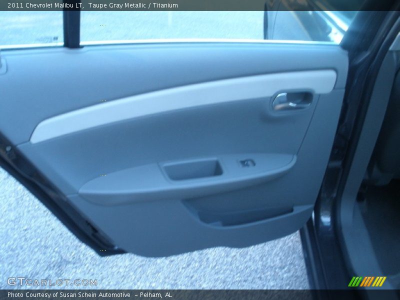 Taupe Gray Metallic / Titanium 2011 Chevrolet Malibu LT