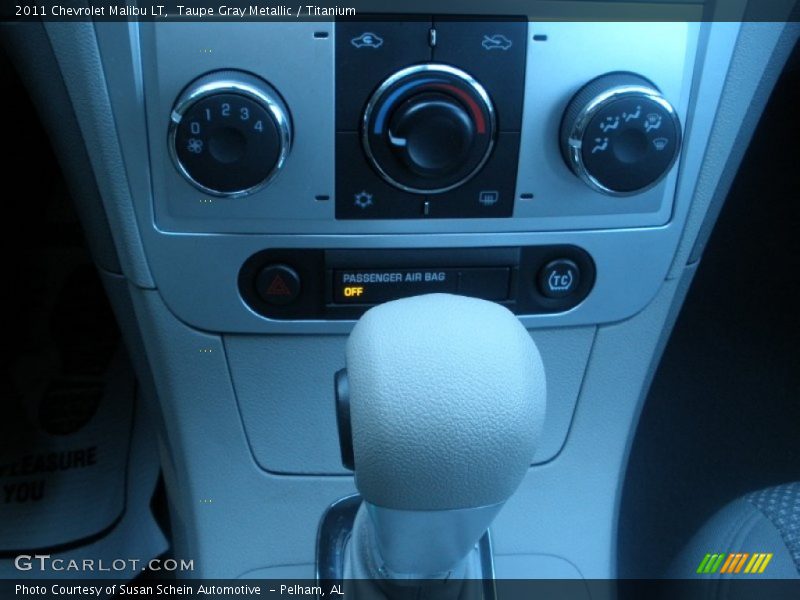 Taupe Gray Metallic / Titanium 2011 Chevrolet Malibu LT