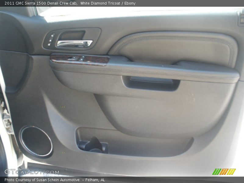White Diamond Tricoat / Ebony 2011 GMC Sierra 1500 Denali Crew Cab