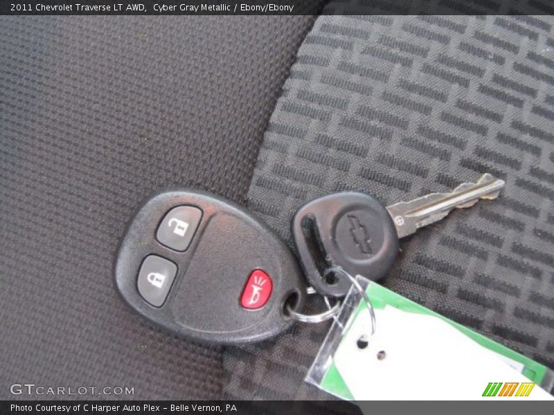 Cyber Gray Metallic / Ebony/Ebony 2011 Chevrolet Traverse LT AWD
