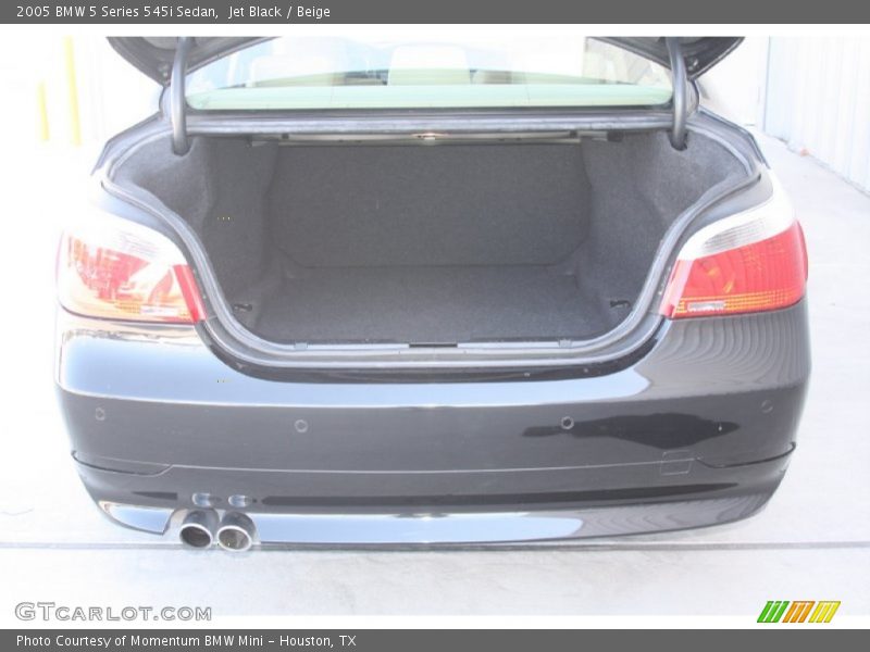 Jet Black / Beige 2005 BMW 5 Series 545i Sedan