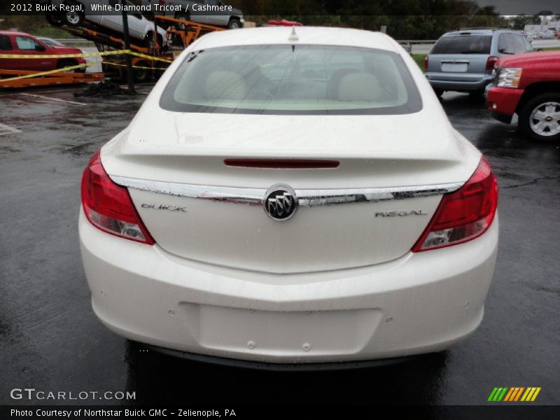 White Diamond Tricoat / Cashmere 2012 Buick Regal