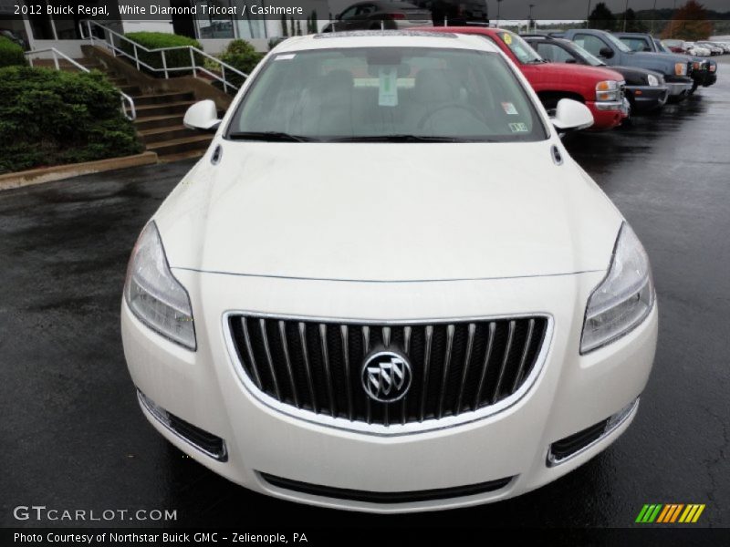 White Diamond Tricoat / Cashmere 2012 Buick Regal