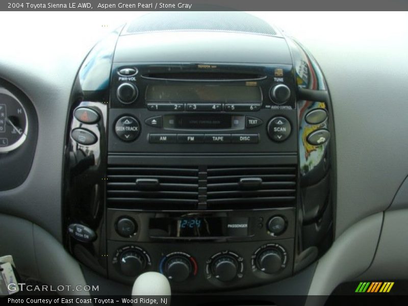 Aspen Green Pearl / Stone Gray 2004 Toyota Sienna LE AWD