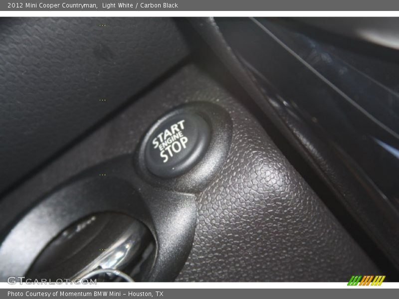 Light White / Carbon Black 2012 Mini Cooper Countryman