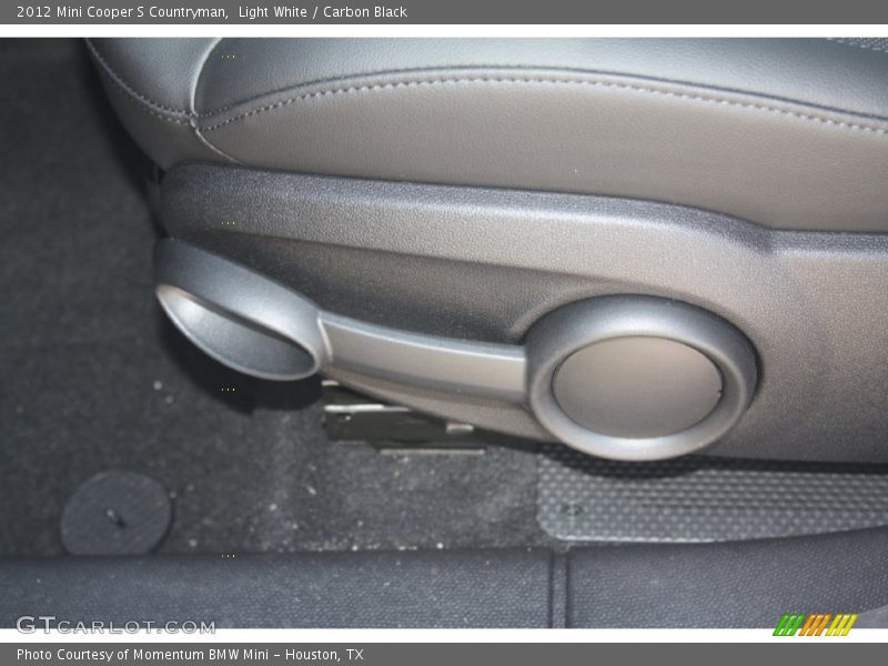 Light White / Carbon Black 2012 Mini Cooper S Countryman