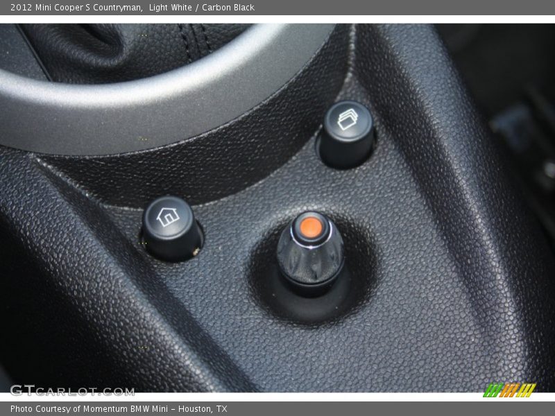 Light White / Carbon Black 2012 Mini Cooper S Countryman