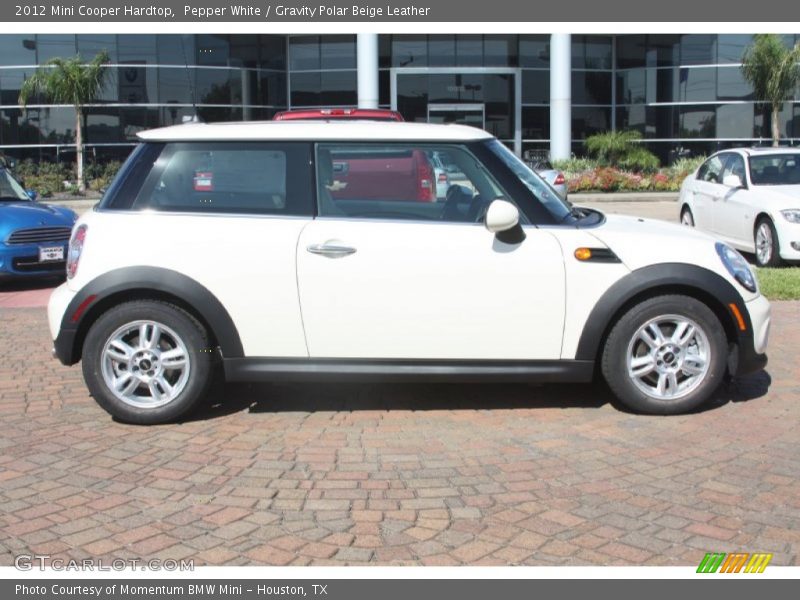 Pepper White / Gravity Polar Beige Leather 2012 Mini Cooper Hardtop