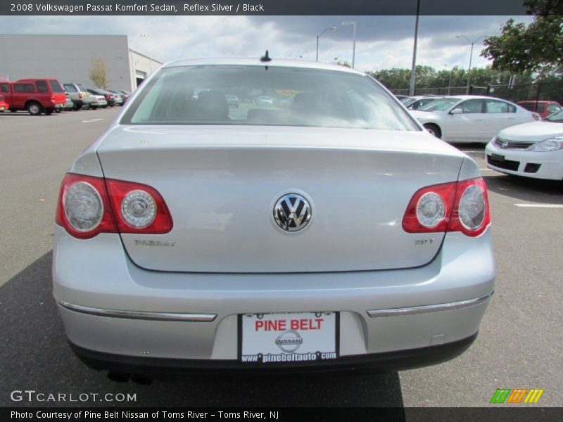 Reflex Silver / Black 2008 Volkswagen Passat Komfort Sedan