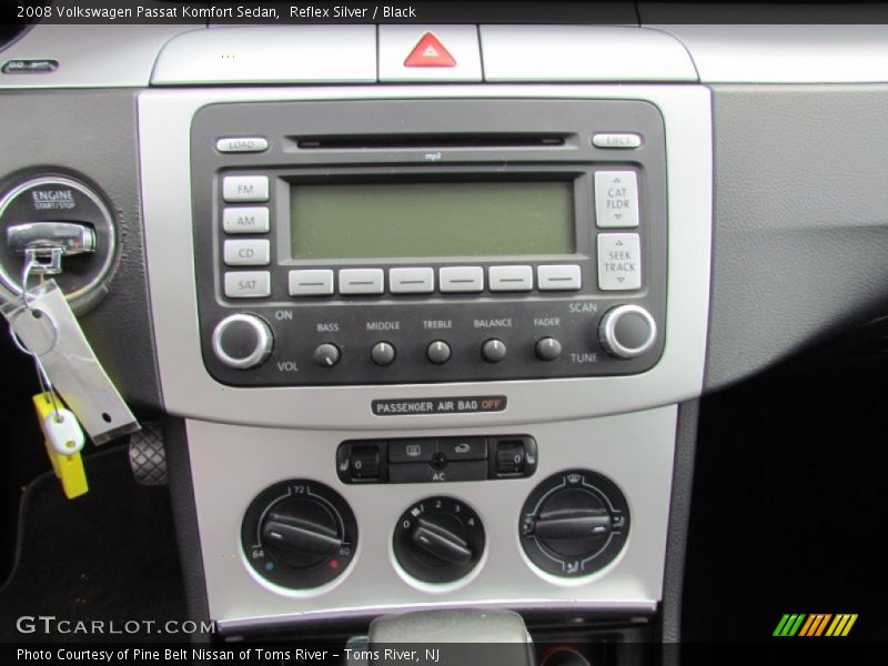 Reflex Silver / Black 2008 Volkswagen Passat Komfort Sedan