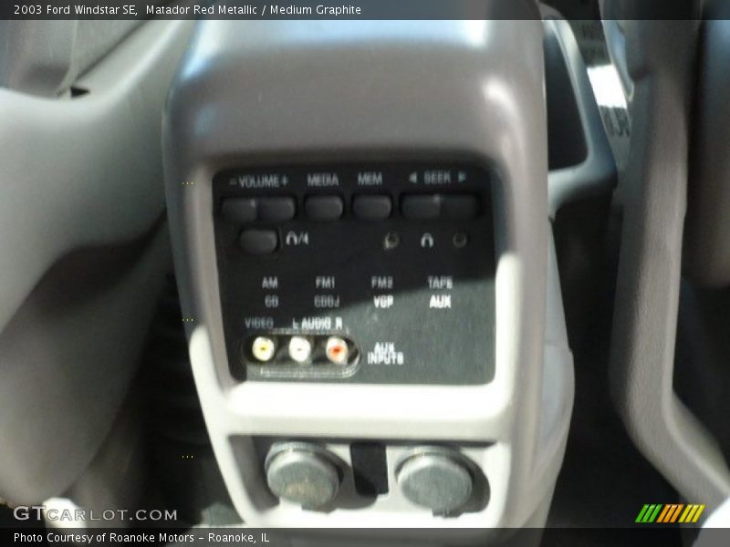 Matador Red Metallic / Medium Graphite 2003 Ford Windstar SE