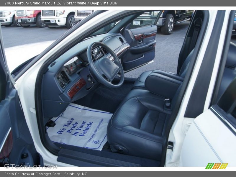 Vibrant White / Deep Slate Blue 2000 Mercury Grand Marquis LS
