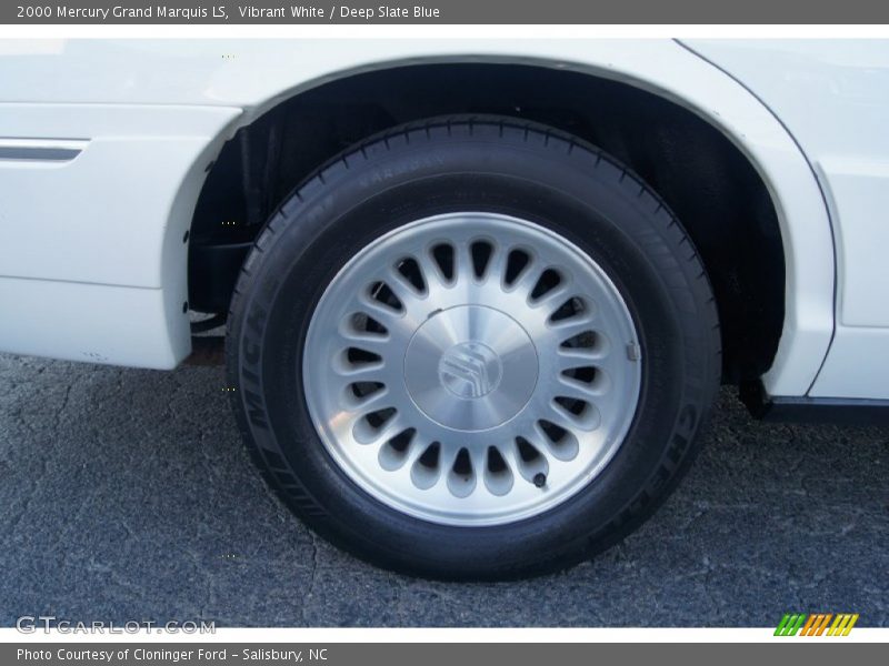 Vibrant White / Deep Slate Blue 2000 Mercury Grand Marquis LS